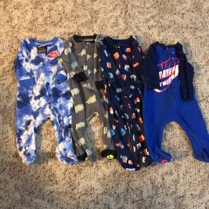 4 size 6 months Nike bodysuits